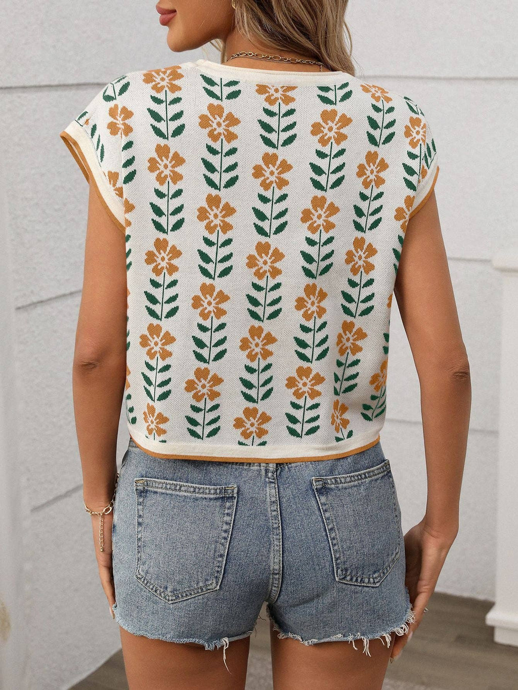 Lucy Crop Tee